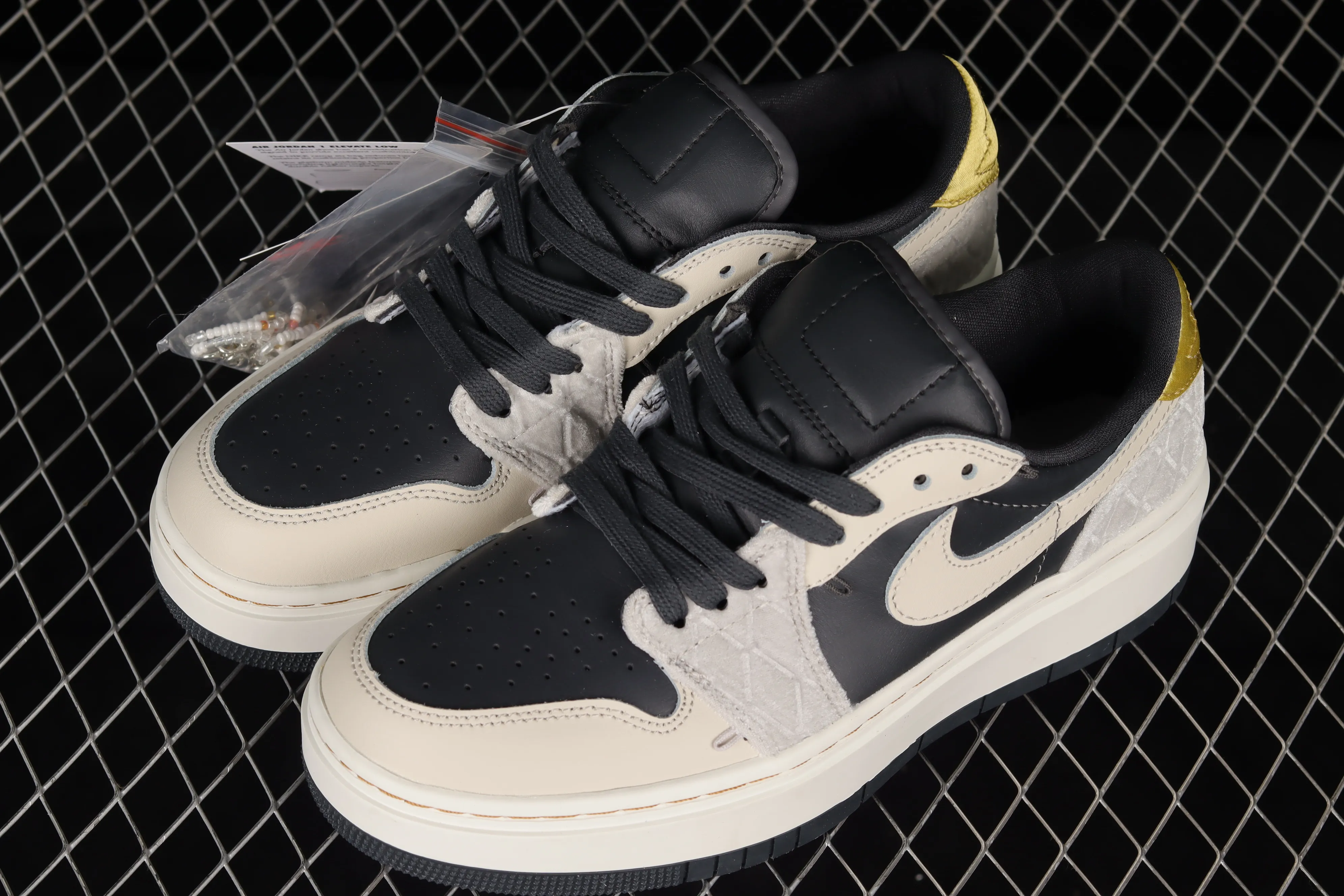 All categories Air Jordan Jordan series basketball shoes Air Jordan 1 Low Air Jordan 1 Elevate Low SE "Wolf Grey" Little AJ thick-soled retro basketball shoes DV1494-001